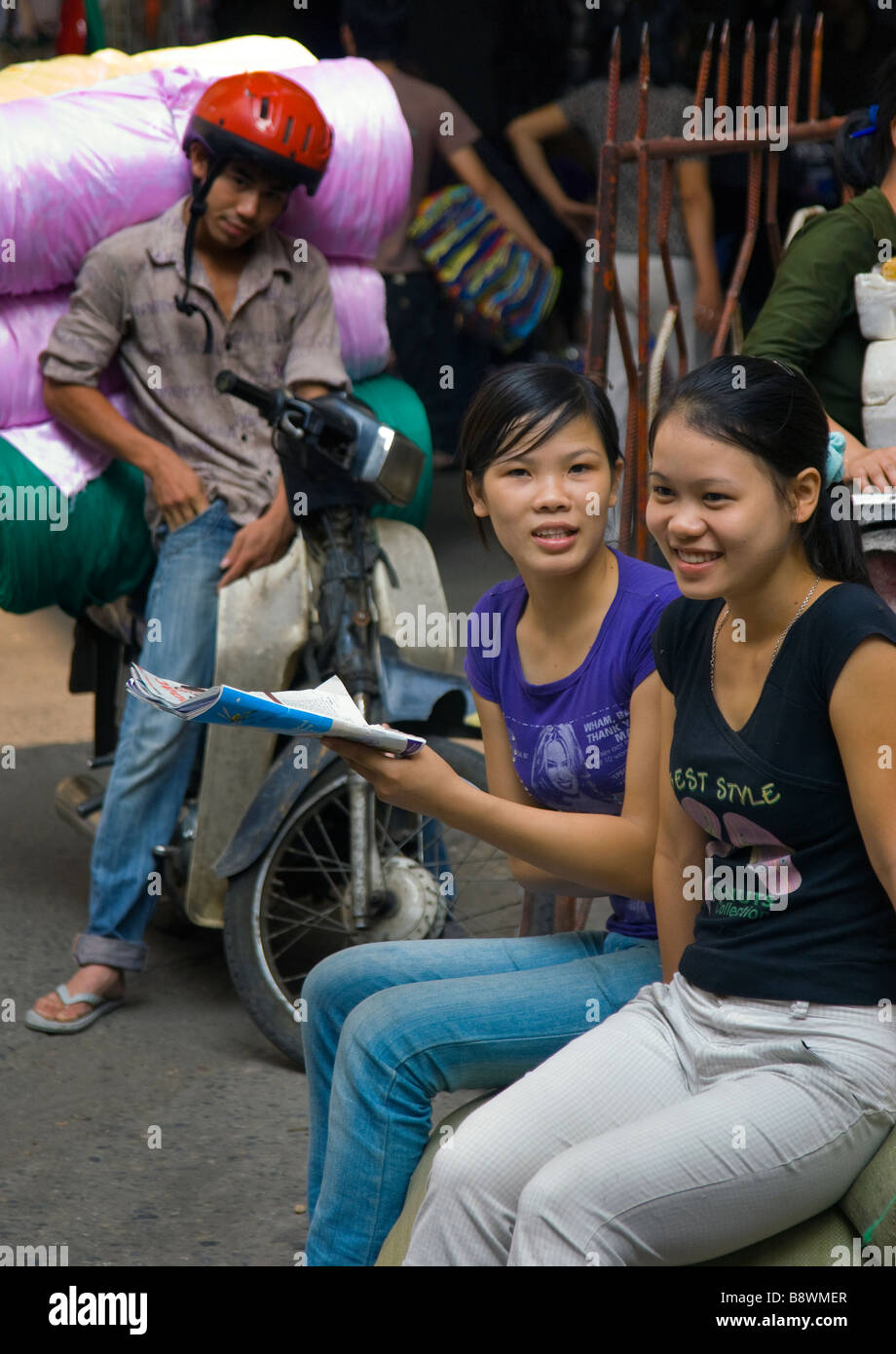  Escort in Hue, Thua Thien-Huбєї